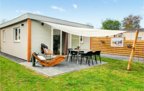 Stunning Home In Heinkenszand With Wifi